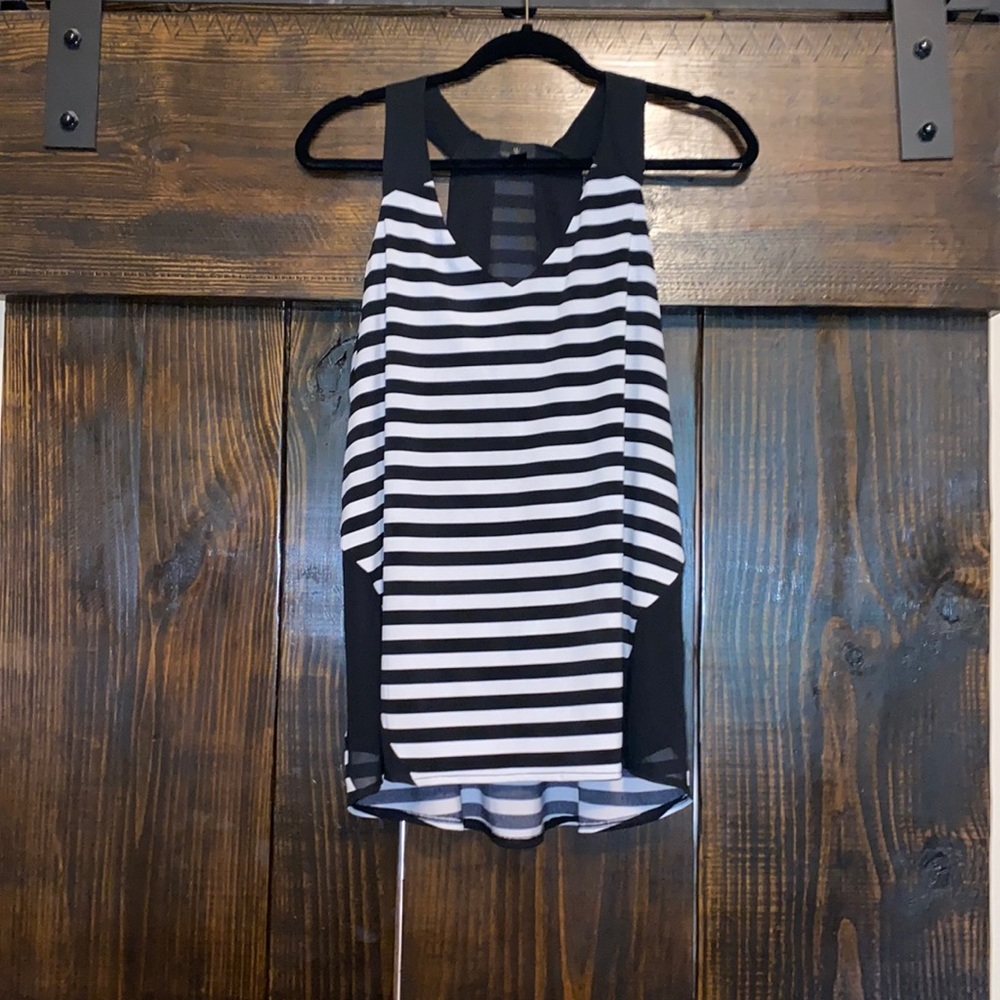 Worrthington tank top